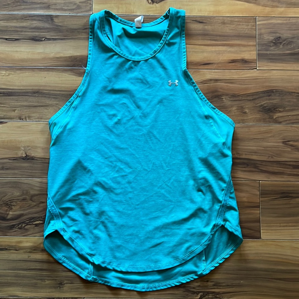 Under Armour tank